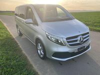 Gebraucht Mercedes V220 163 PS (119 kW) 2023 Van / Kleinbus