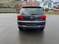 Gebraucht VW Tiguan LOUNGE 150 PS (110 kW) 2015 SUV