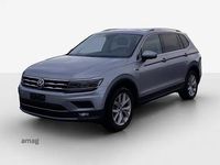 Gebraucht VW Tiguan Allspace Highline 190 PS (139 kW) 2020 Pyrit silber metallic SUV