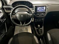 gebraucht Peugeot 208 1.2 PureTech Style