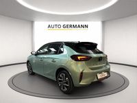 Neu Opel Corsa 110 PS (80 kW) 2025 Grün Limousine