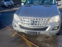 Gebraucht Mercedes ML350 231 PS (169 kW) 2010 SUV
