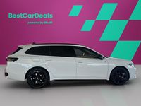 Gebraucht VW Passat R-line 193 PS (141 kW) 2024 Weiss Kombi