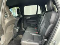 gebraucht Volvo XC90 B5 Diesel Mild Hybrid AWD Momentum Business + Geartronic 7-Sitzer
