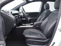 Gebraucht Mercedes B250 AMG line 224 PS (164 kW) 2019 Weiss Van / Kleinbus