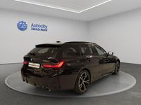 Gebraucht BMW 330 Shadowline 292 PS (214 kW) 2024 Schwarz Kombi