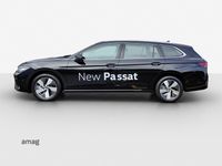 Gebraucht VW Passat Business 150 PS (110 kW) 2024 Grenadill black métallisée Kombi