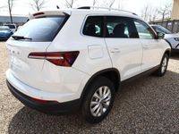 gebraucht Skoda Karoq TSI 150 DSG Amb LED Nav Kessy ACC Kam SunS