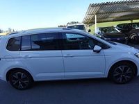 Gebraucht VW Touran Highline 150 PS (110 kW) 2024 Van / Kleinbus