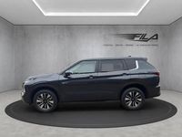 Neu Mitsubishi Outlander P-HEV Invite 306 PS (225 kW) 2025 Gray