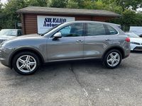Gebraucht Porsche Cayenne 300 PS (220 kW) 2011 SUV