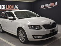 gebraucht Skoda Octavia Combi 2.0 TDI Elegance 4x4 DSG