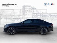 Gebraucht BMW 550e M Sport 489 PS (359 kW) 2025 Schwarz Limousine