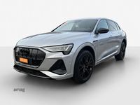 Gebraucht Audi e-tron Attraction 230 kW (313 PS) 2021 Florettsilber metallic SUV