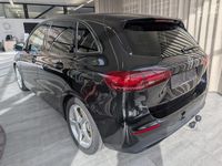 Gebraucht Mercedes B250e 224 PS (164 kW) 2023 Van / Kleinbus