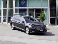 Gebraucht VW Passat Elegance 200 PS (147 kW) 2022 Grau Kombi