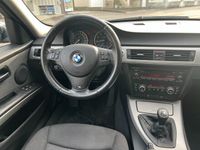 gebraucht BMW 320 i Touring Access