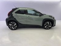 Neu Toyota Aygo X Style 116 PS (85 kW) 2025 Grün SUV