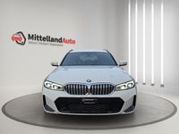 Gebraucht BMW 330 M Sport 285 PS (209 kW) 2023 Kombi