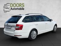 gebraucht Skoda Octavia Combi 2.0 TDI Ambition 4x4 DSG