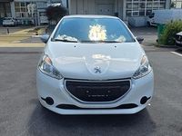 Gebraucht Peugeot 208 Access 68 PS (50 kW) 2013 Kleinwagen