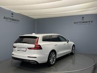 Gebraucht Volvo V60 Inscription 190 PS (139 kW) 2019 Kombi