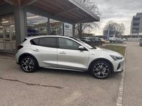 Gebraucht Ford Focus Active X 155 PS (114 kW) 2024 Silber Limousine