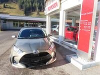 Gebraucht Toyota Yaris Hybrid Trend 116 PS (85 kW) 2023 Beige Limousine