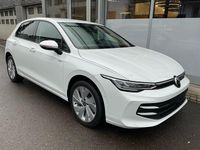 Neu VW Golf VIII Life 204 PS (150 kW) 2025