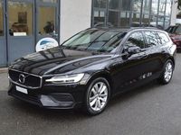 Gebraucht Volvo V60 Momentum 163 PS (119 kW) 2021 Kombi