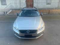 Gebraucht Volvo V70 Momentum 190 PS (139 kW) 2015 Kombi