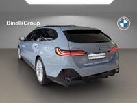 Gebraucht BMW 530e M Sport 299 PS (219 kW) 2025 Grau Kombi