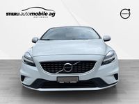 Gebraucht Volvo V40 Dynamic 122 PS (89 kW) 2018 Weiss Kombi