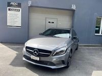 Gebraucht Mercedes A180 AMG line 122 PS (89 kW) 2017