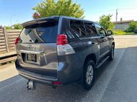 Gebraucht Toyota Land Cruiser Luna 173 PS (127 kW) 2010 SUV