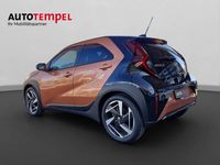 Neu Toyota Aygo X Style 116 PS (85 kW) 2026 Orange SUV