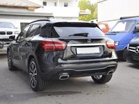 gebraucht Mercedes GLA200 Night Star 7G-DCT