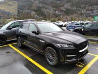 gebraucht Jaguar F-Pace 3.0 TD Portfolio AWD Automatik