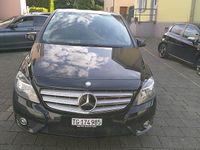 Gebraucht Mercedes B180 122 PS (89 kW) 2013 Van / Kleinbus