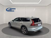 gebraucht Volvo V60 CC 2.0 B4 Plus