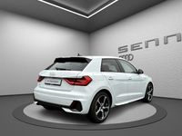 Neu Audi A1 Sportback Attraction 115 PS (84 kW) 2026 Weiss Kleinwagen