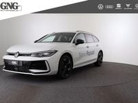 Gebraucht VW Passat R-line 272 PS (200 kW) 2024 Weiss Kombi