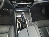 gebraucht BMW 530 d xDr 48VTour Pure M S