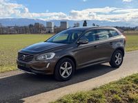 Gebraucht Volvo XC60 Momentum 181 PS (133 kW) 2015 SUV