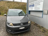 Gebraucht VW Touran Comfortline 105 PS (77 kW) 2011 Van / Kleinbus