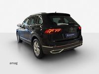 Gebraucht VW Tiguan Elegance 200 PS (147 kW) 2023 Deepblack perleffekt SUV