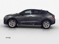 Neu Audi Q3 Sportback Attraction 150 PS (110 kW) 2025 Mythosschwarz metallic SUV