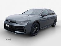 Gebraucht VW Passat R-line 266 PS (195 kW) 2025 Diabas grey metallic Kombi