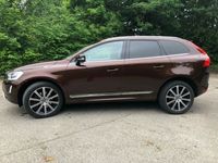 Gebraucht Volvo XC60 R-Design Momentum 304 PS (223 kW) 2015 SUV