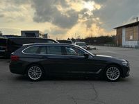 gebraucht BMW 520 i Touring Essential Edition Steptronic